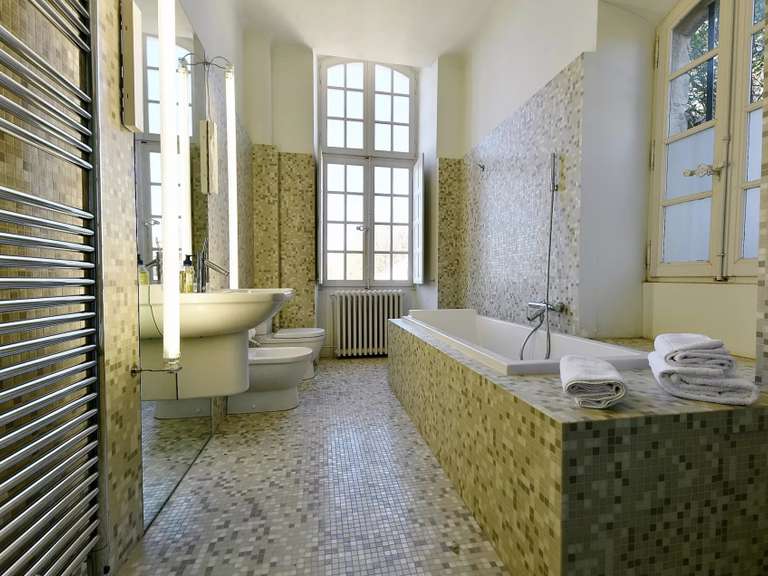 Maison Uzès - 9 chambres - 1368m²