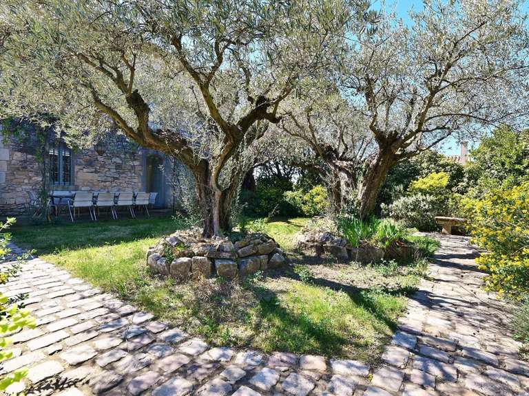Maison Uzès - 9 chambres - 1368m²