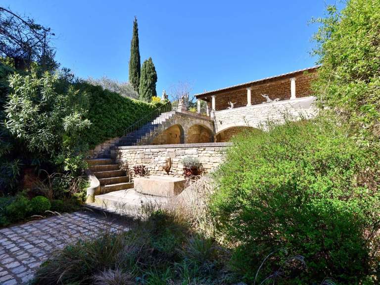 Maison Uzès - 9 chambres - 1368m²