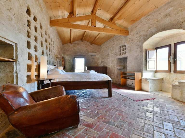 Maison Uzès - 9 chambres - 1368m²