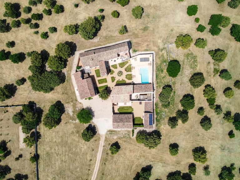 Maison Goudargues - 7 chambres - 500m²