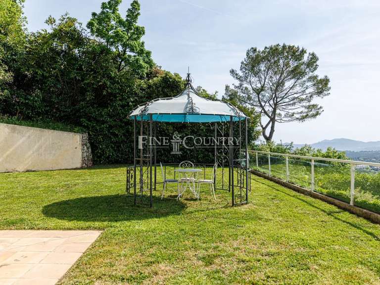 Maison Mouans-Sartoux - 6 chambres - 370m²