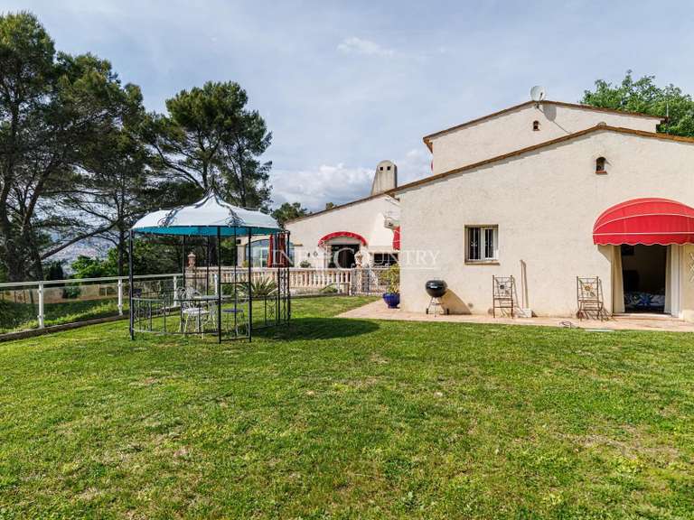 Maison Mouans-Sartoux - 6 chambres - 370m²