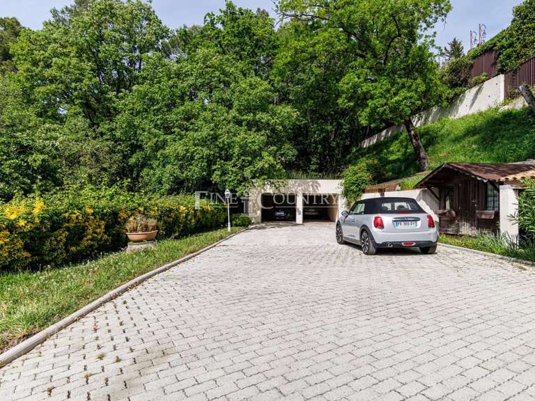 Maison Mouans-Sartoux - 6 chambres - 370m²