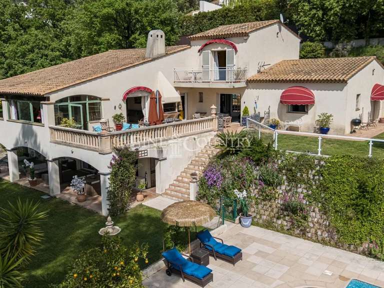 Maison Mouans-Sartoux - 6 chambres - 370m²