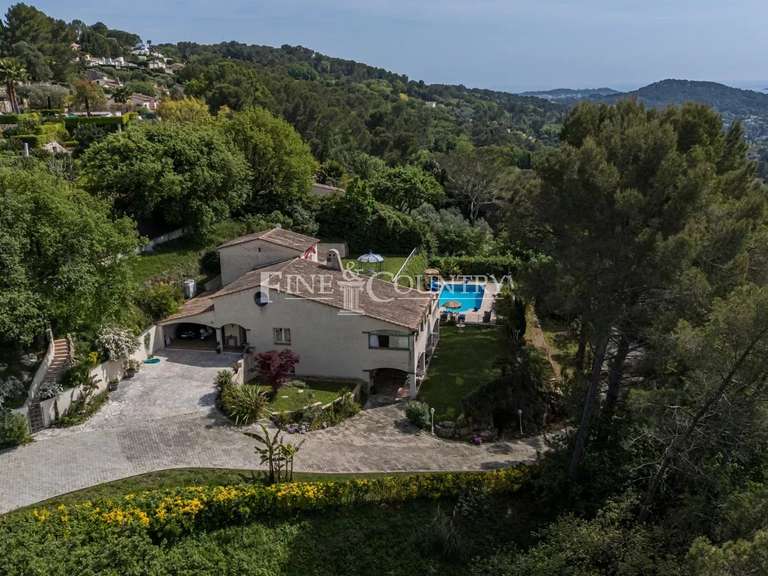 Maison Mouans-Sartoux - 6 chambres - 370m²