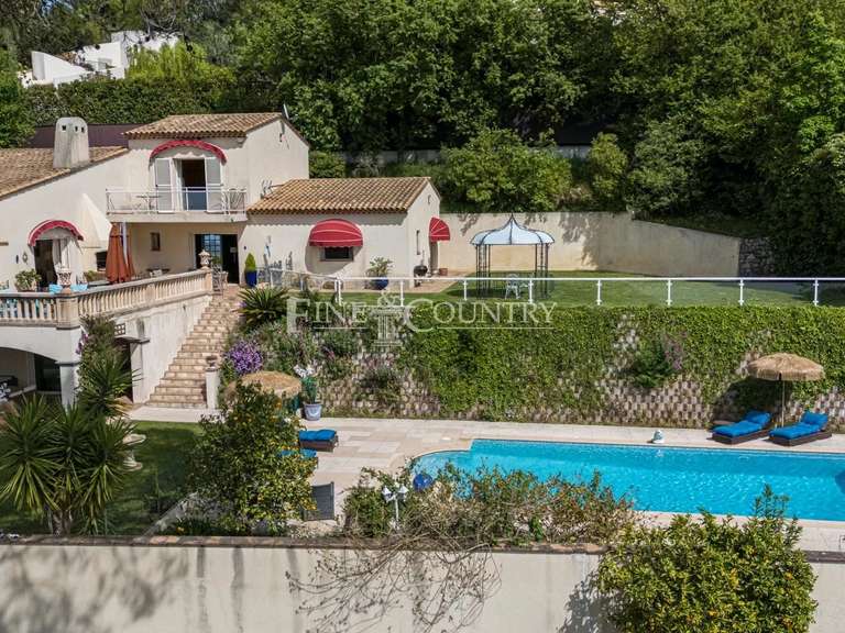 Maison Mouans-Sartoux - 6 chambres - 370m²