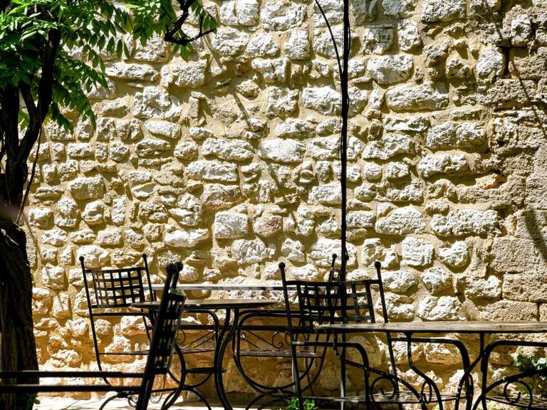 Maison Uzès - 14 chambres - 804m²