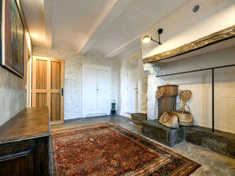 House Uzès - 7 bedrooms - 338m²