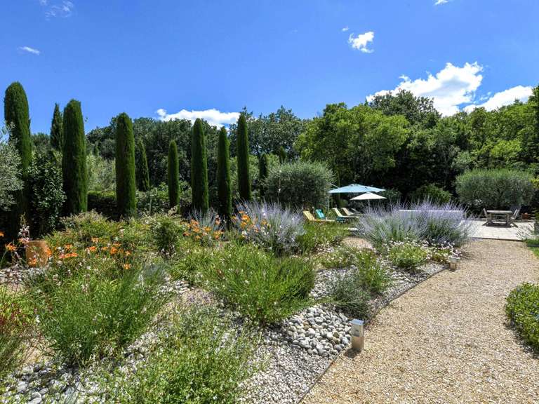 Maison Uzès - 4 chambres - 241m²