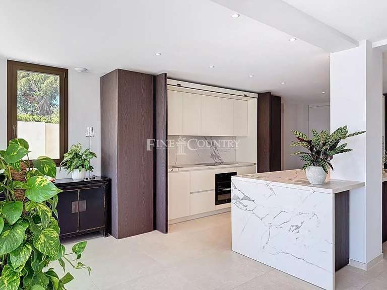 Maison Vallauris - 3 chambres - 260m²