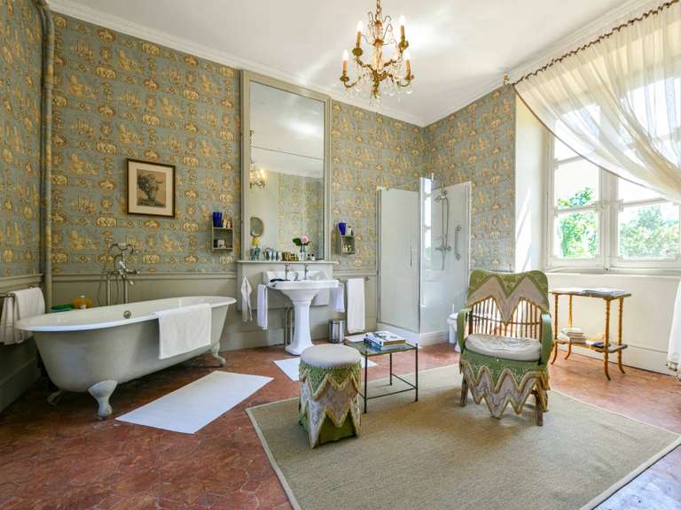 Maison Uzès - 15 chambres - 1903m²