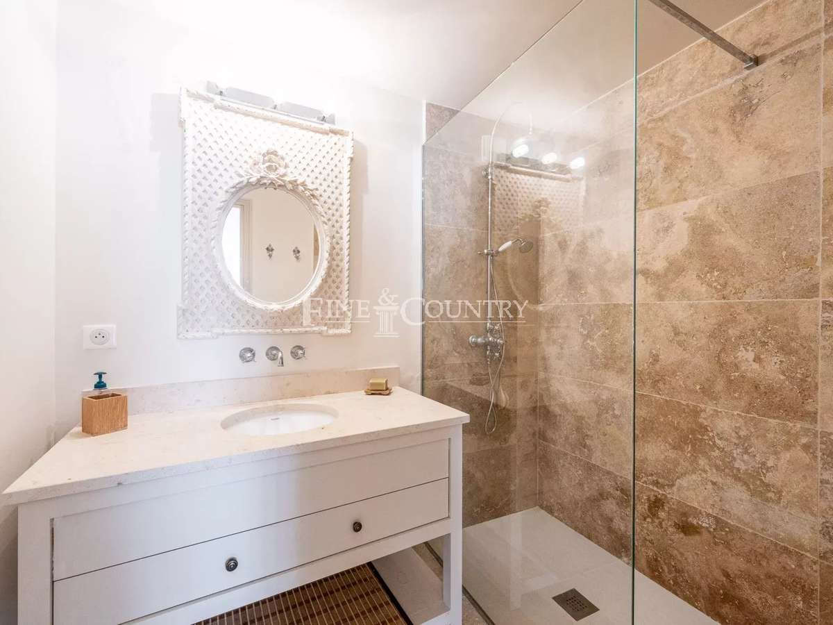 House Mougins