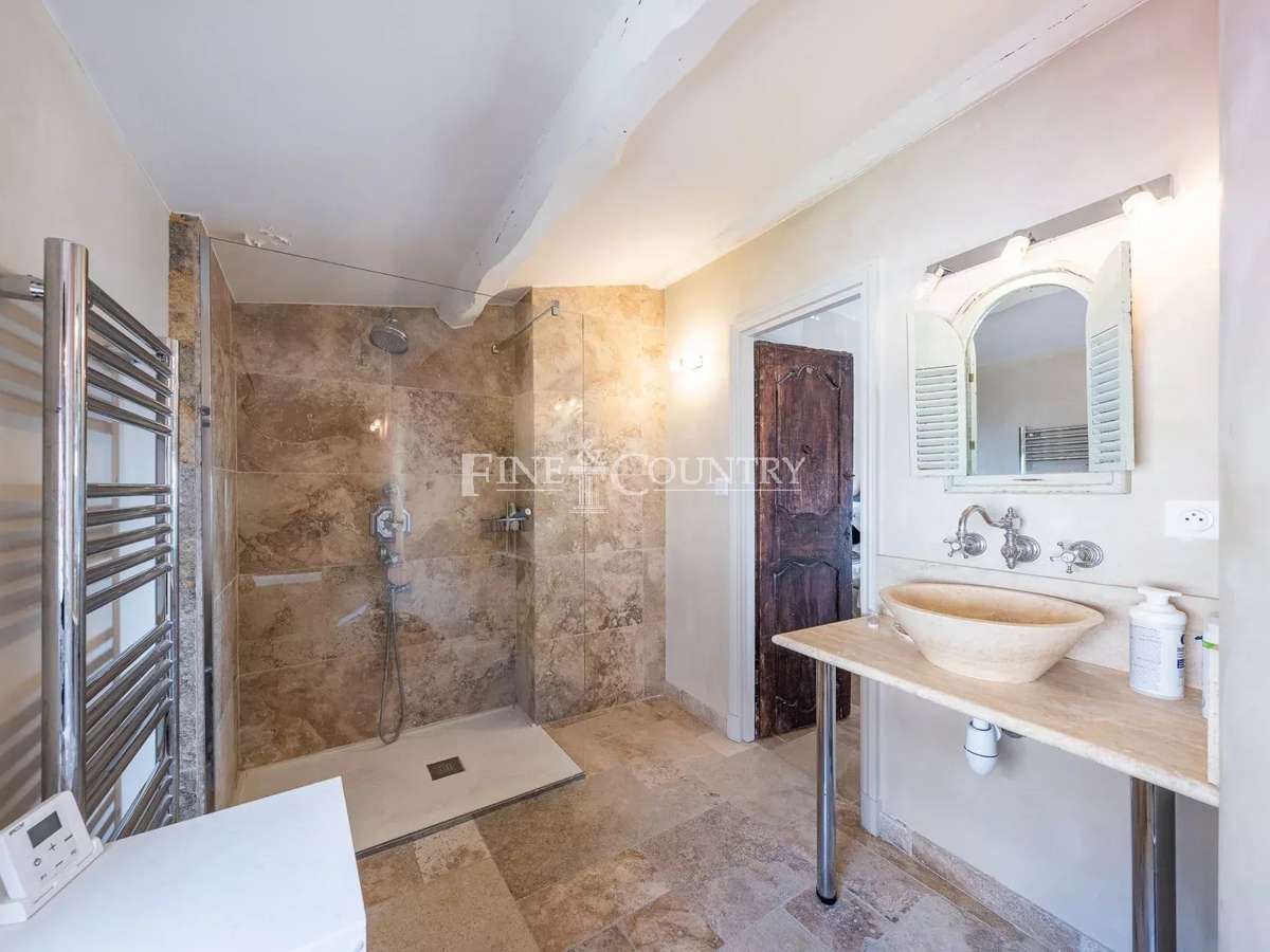 House Mougins