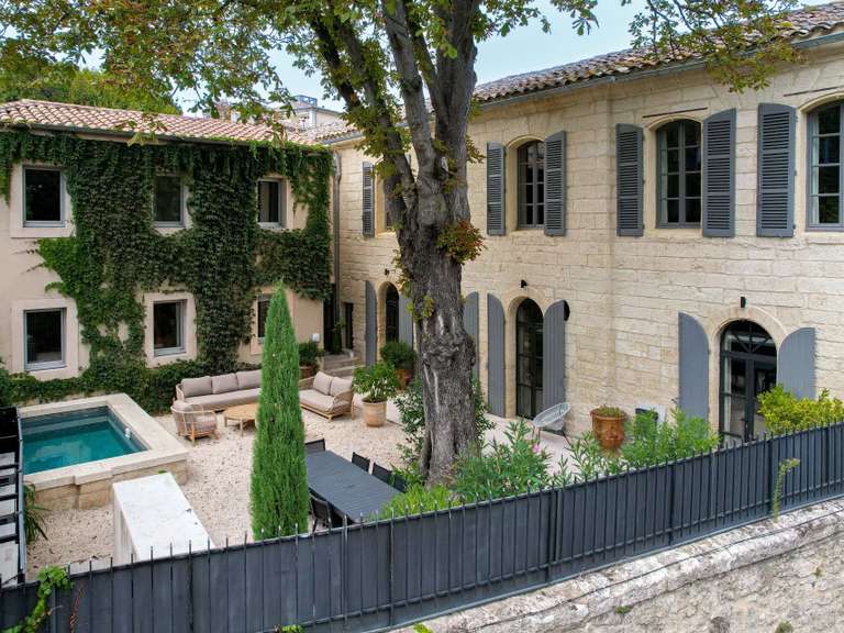 Maison Uzès - 7 chambres - 282m²