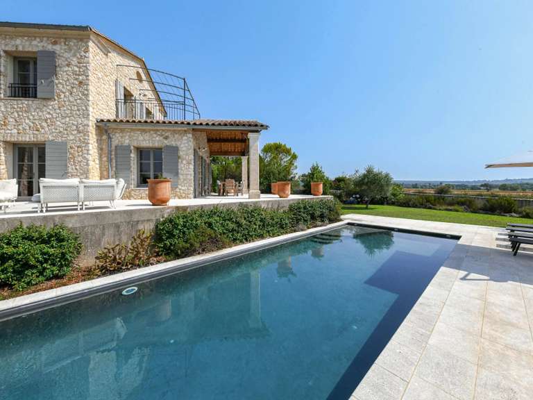 Maison Uzès - 4 chambres - 202m²