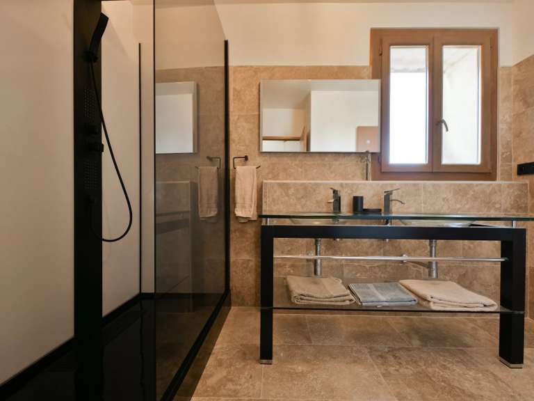 Maison Uzès - 6 chambres - 358m²