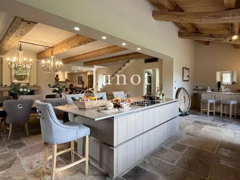 Maison Eygalières - 5 chambres - 340m²