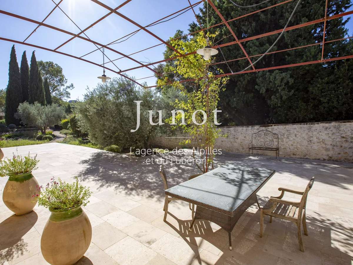 House Maussane-les-Alpilles