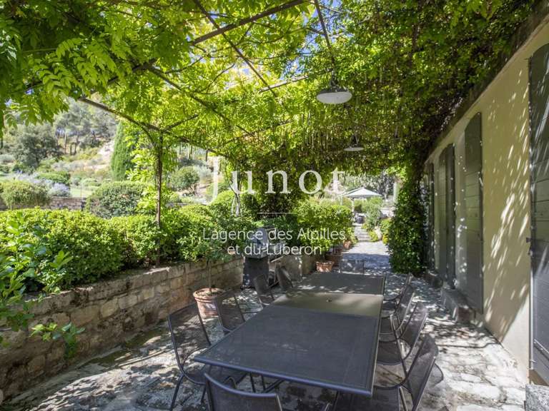 Maison Saint-Étienne-du-Grès - 5 chambres - 275m²