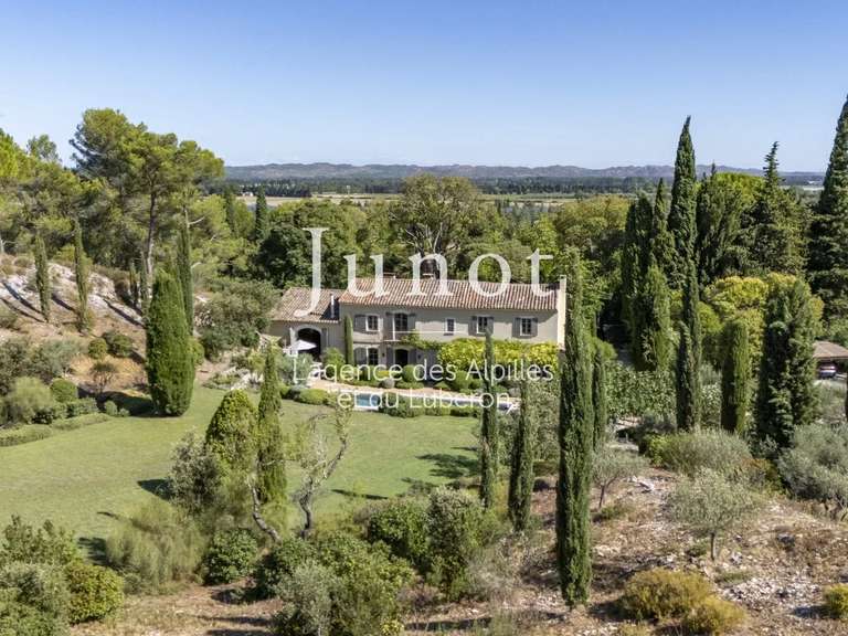 Maison Saint-Étienne-du-Grès - 5 chambres - 275m²