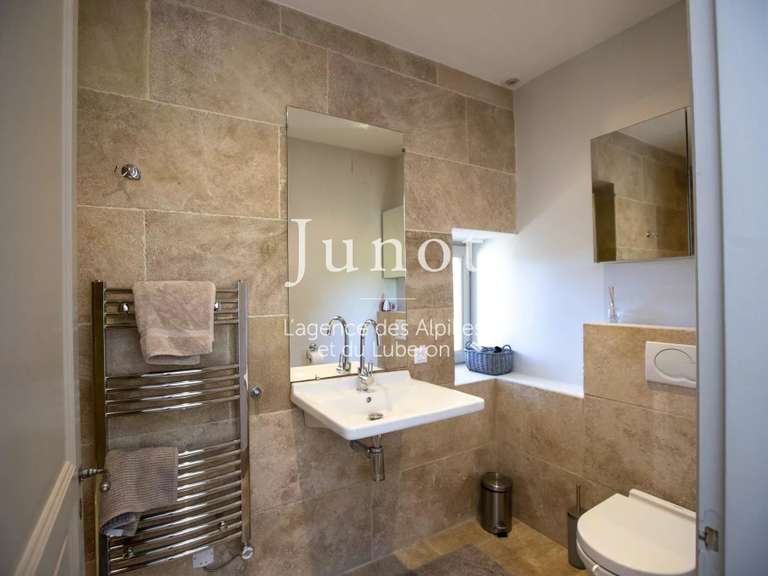 Maison Saint-Étienne-du-Grès - 5 chambres - 275m²