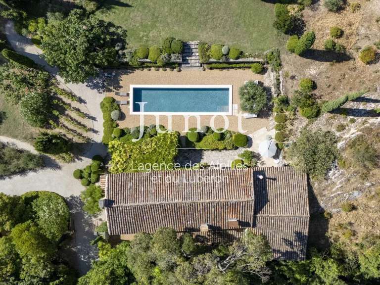 Maison Saint-Étienne-du-Grès - 5 chambres - 275m²