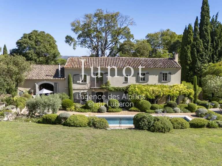 Maison Saint-Étienne-du-Grès - 5 chambres - 275m²