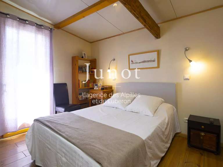 Maison Châteaurenard - 4 chambres - 272m²