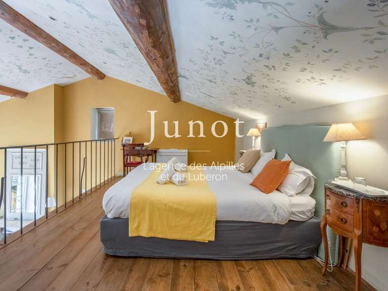 Maison Cabrières-d'Avignon - 6 chambres - 397m²