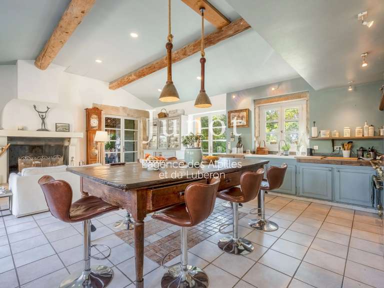 Maison Cabrières-d'Avignon - 6 chambres - 397m²