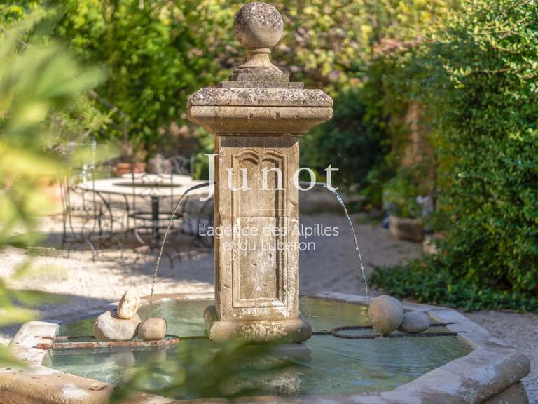 Maison Cabrières-d'Avignon - 6 chambres - 397m²
