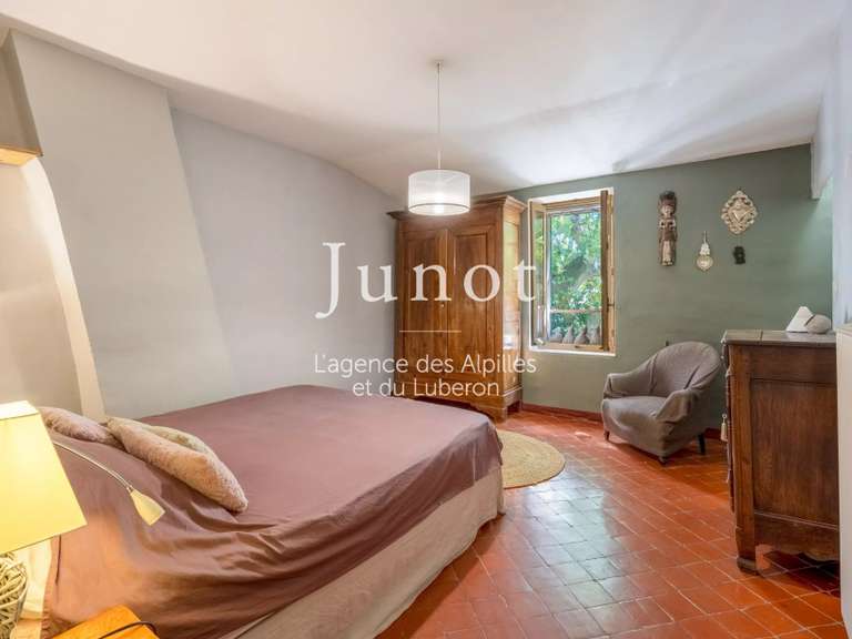 Maison Plan-d'Orgon - 5 chambres - 262m²