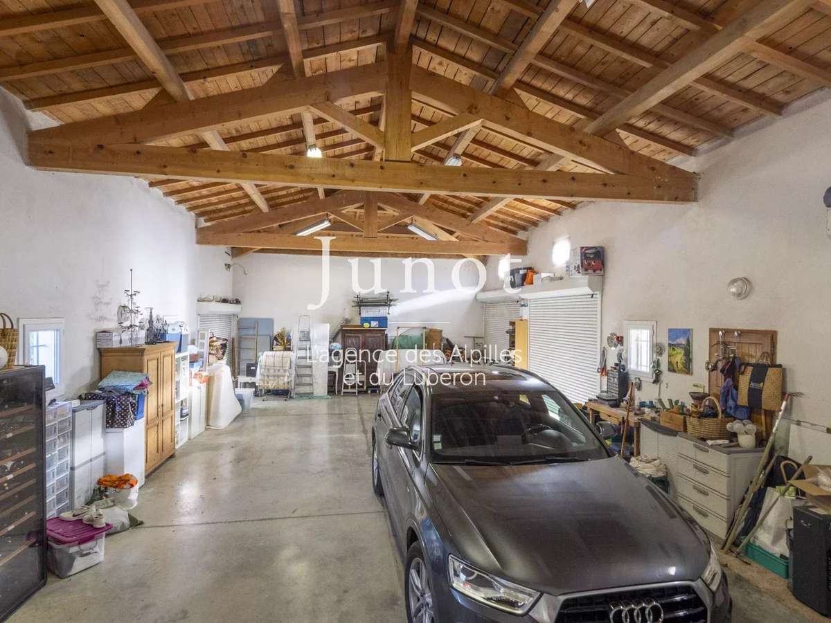 House Maussane-les-Alpilles