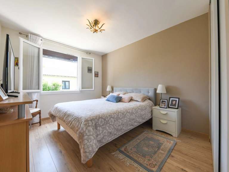 Maison Uzès - 4 chambres - 122m²