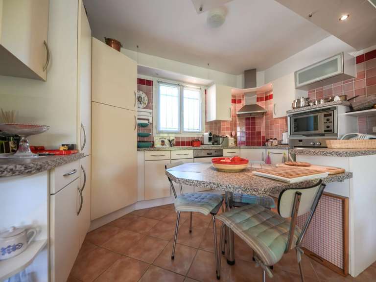 Maison Uzès - 3 chambres - 128m²