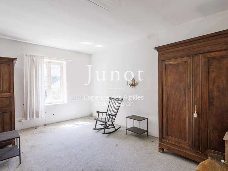 Maison Saint-Martin-de-Crau - 3 chambres - 435m²