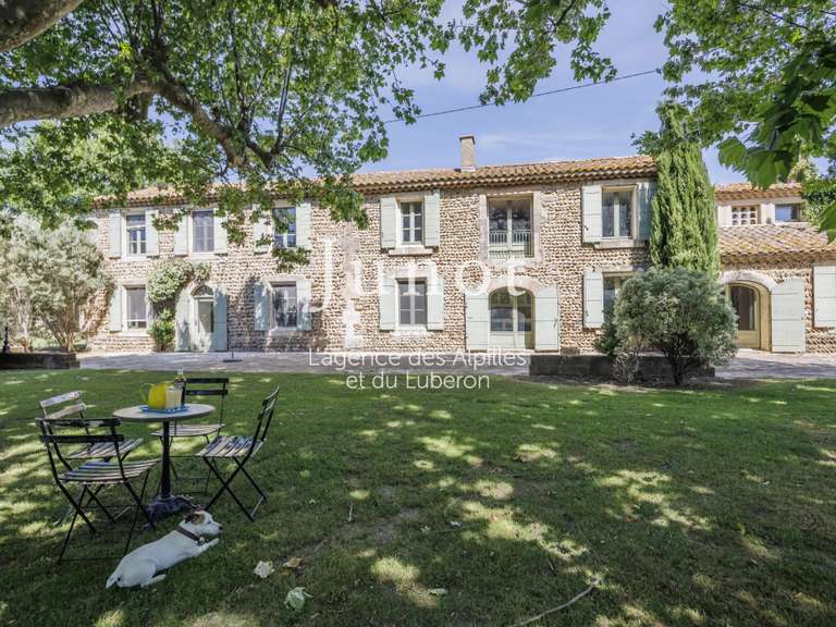 Maison Saint-Martin-de-Crau - 3 chambres - 435m²