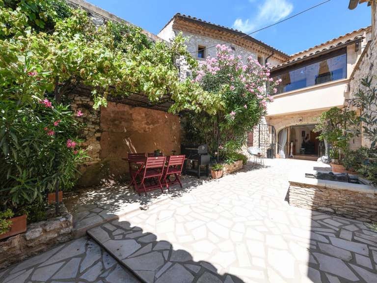 Maison Uzès - 6 chambres - 300m²