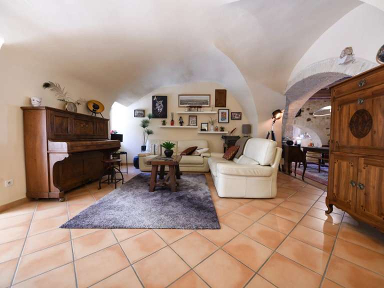 Maison Uzès - 6 chambres - 300m²