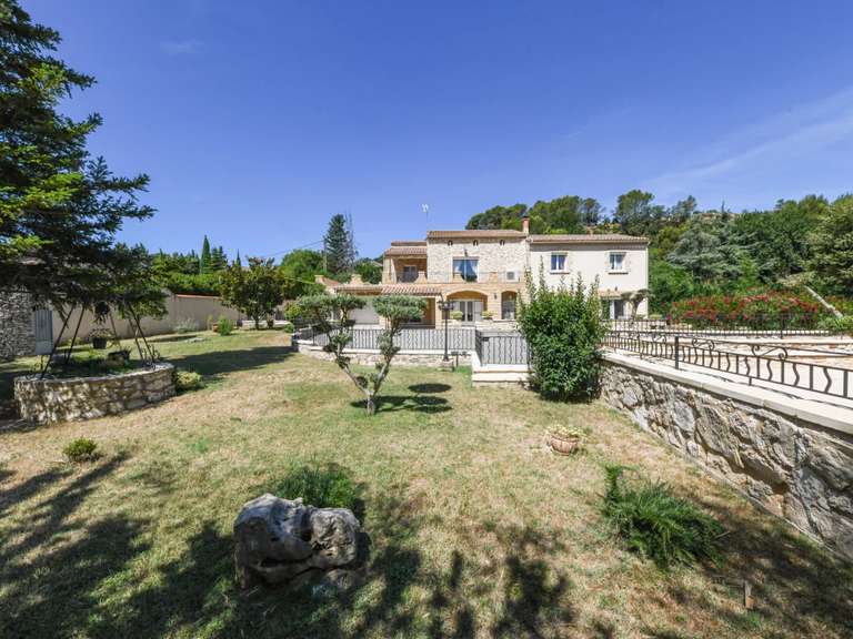 Maison Uzès - 6 chambres - 248m²