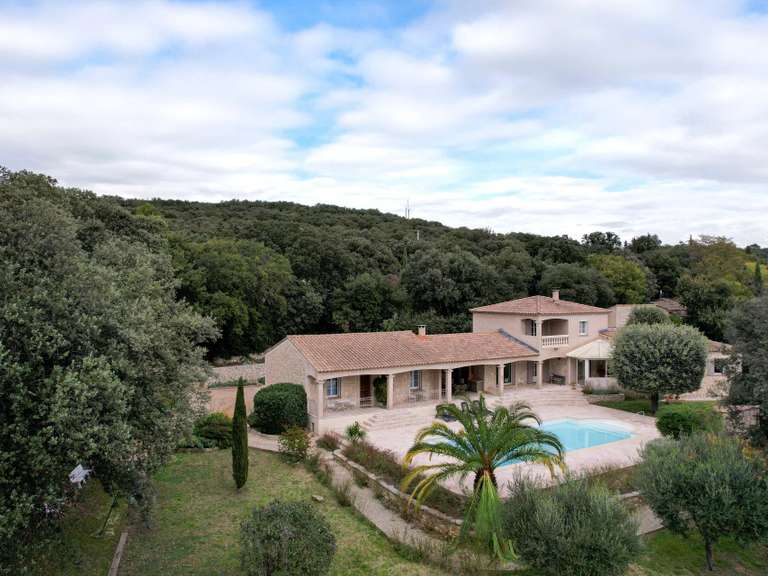Maison Uzès - 7 chambres - 243m²
