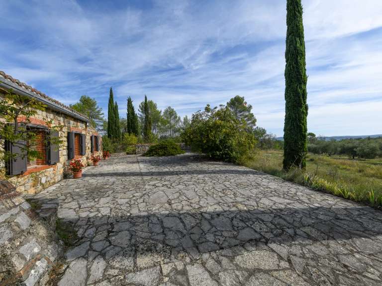 House Barjac - 6 bedrooms - 200m²