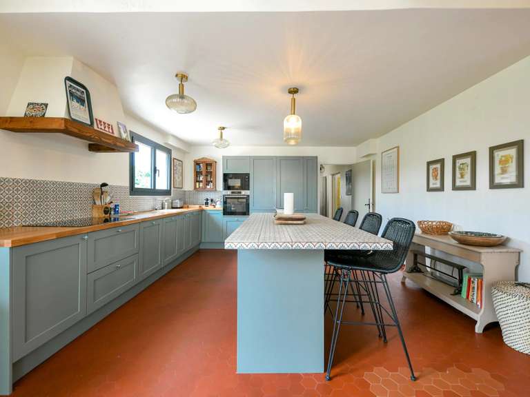 Maison Uzès - 5 chambres - 297m²