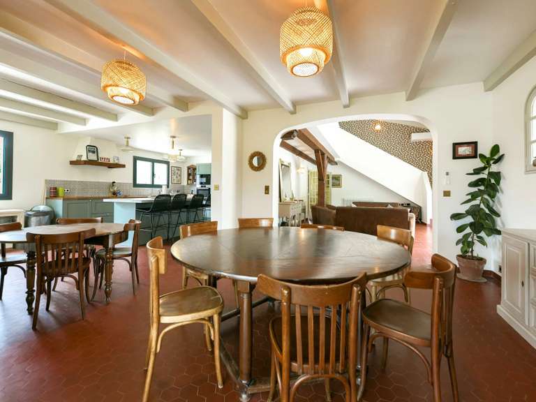 Maison Uzès - 5 chambres - 297m²