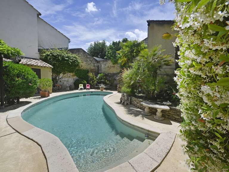 House Uzès - 7 bedrooms - 379m²