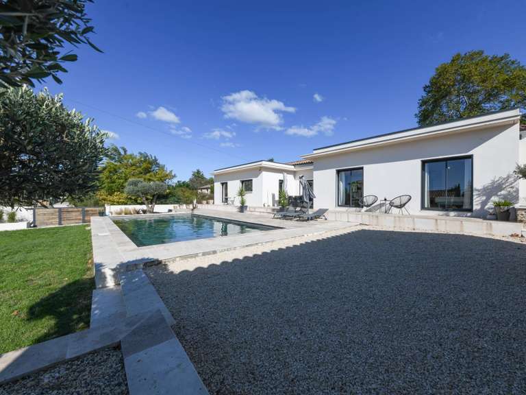 Maison Uzès - 3 chambres - 222m²