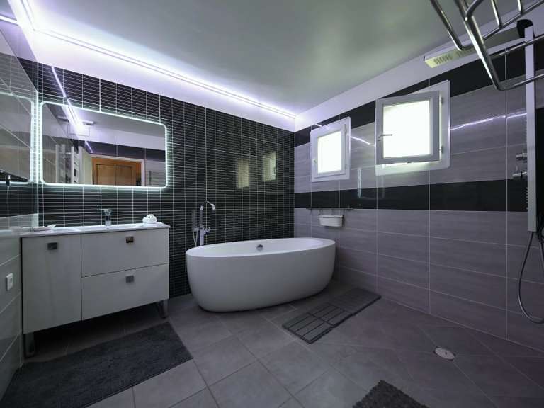 House Uzès - 4 bedrooms - 243m²