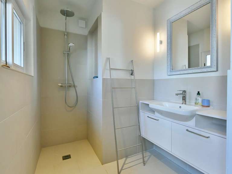 Maison Uzès - 3 chambres - 144m²