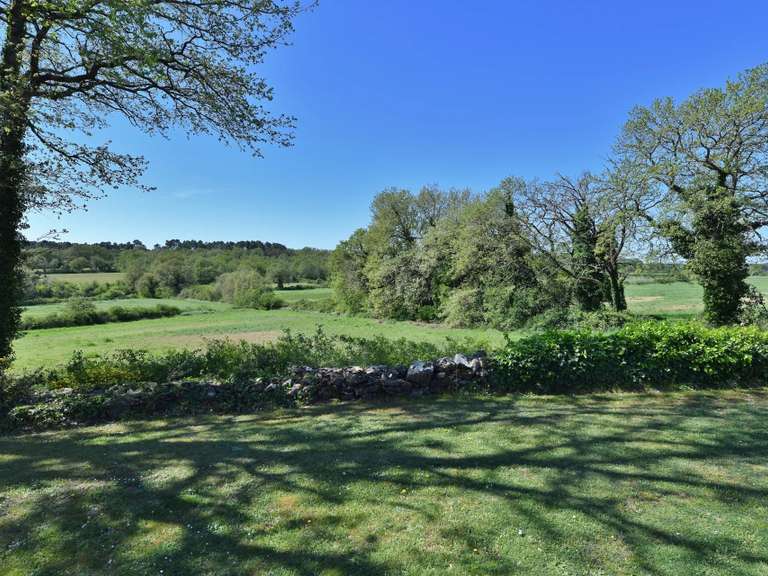 Maison Uzès - 4 chambres - 191m²